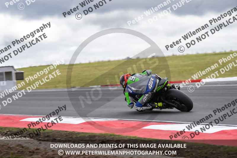 cadwell no limits trackday;cadwell park;cadwell park photographs;cadwell trackday photographs;enduro digital images;event digital images;eventdigitalimages;navarra;no limits trackdays;peter wileman photography;racing digital images;trackday digital images;trackday photos